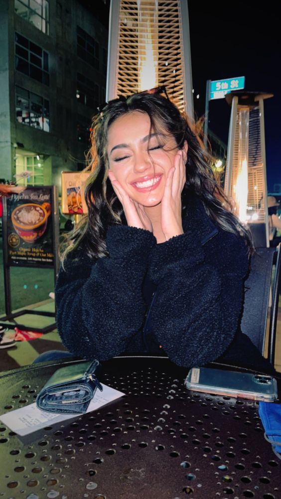 Anya R.